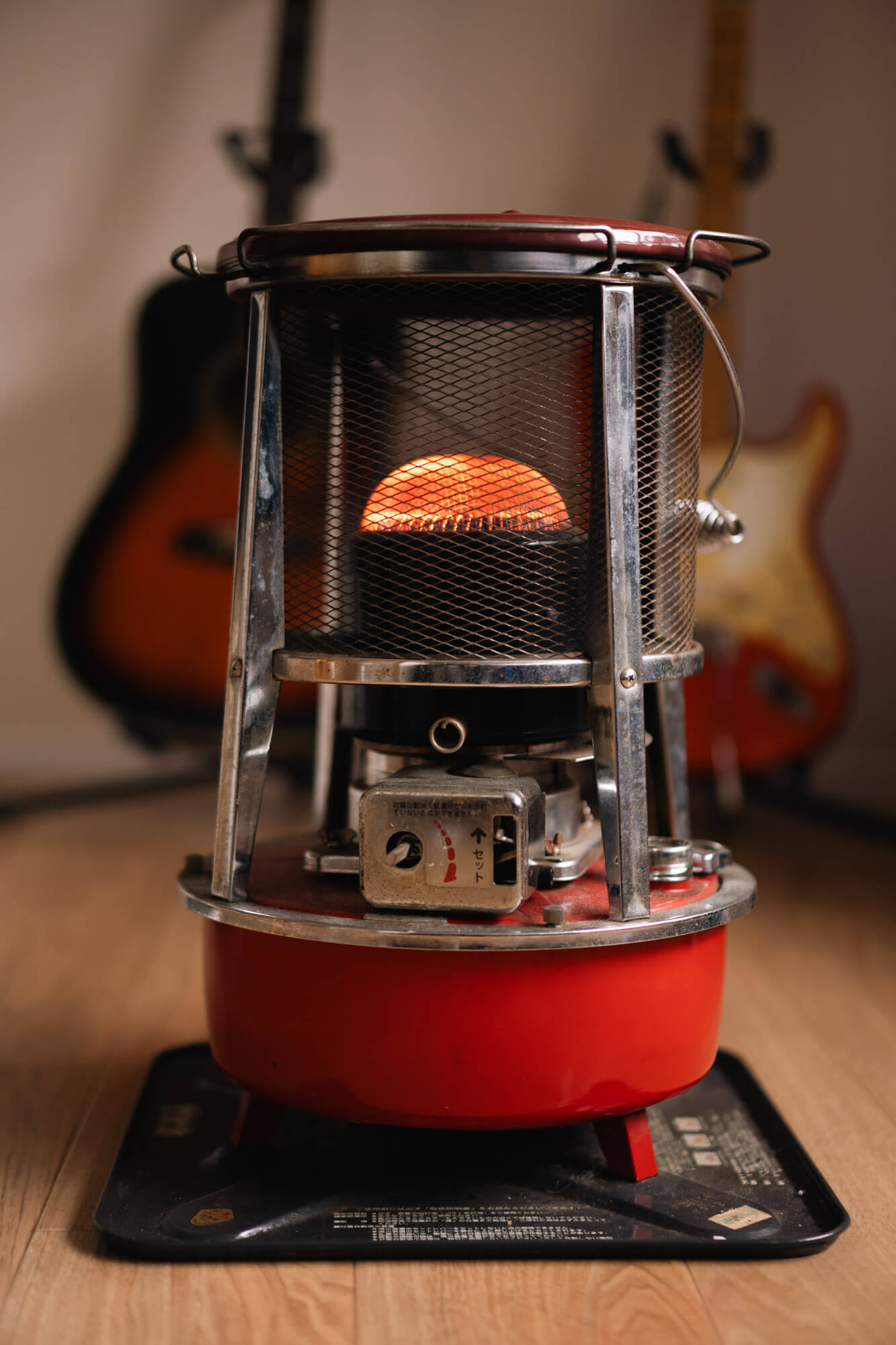 フジカ石油ストーブの外観